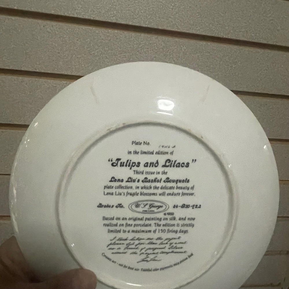 W.S. George Lena Liu Tulips and Lilacs Collector Plate Basket Bouquets 1992 8in - Picture 5 of 5